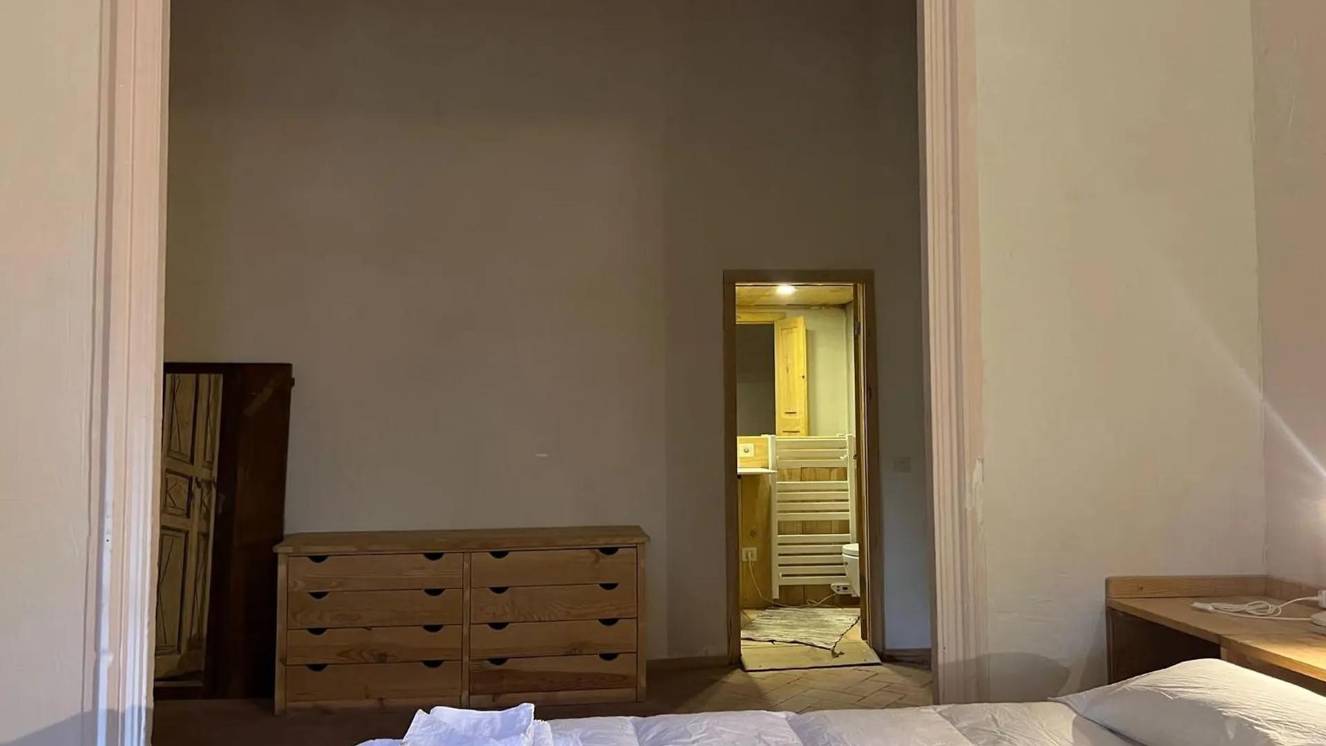 Nyaraló Casa Rural De Ensueno En Cantallops Con 9 Habitaciones Dobles Con Banos Privados Y Piscina De 20M X 2,70M