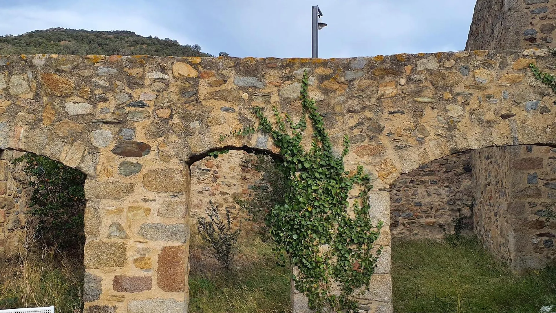 Holiday home Casa Rural De Ensueno En Cantallops Con 9 Habitaciones Dobles Con Banos Privados Y Piscina De 20M X 2,70M