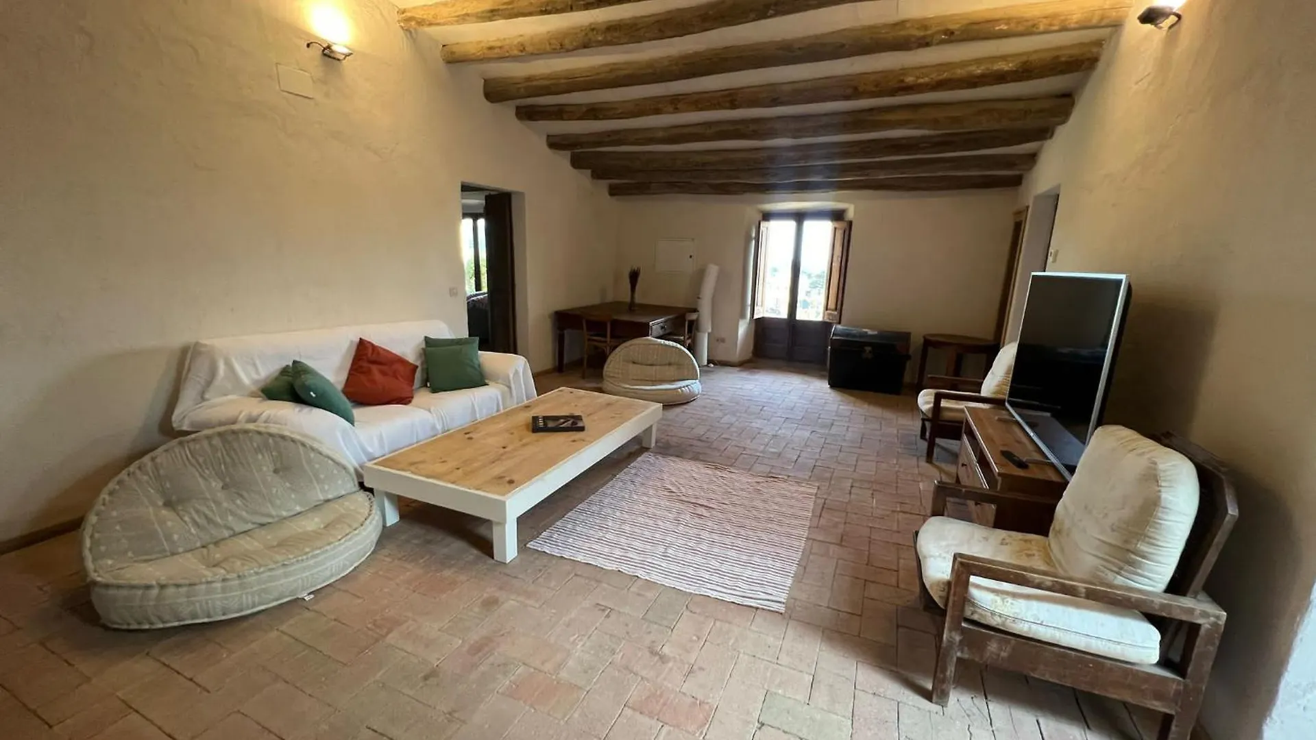 Casa Rural De Ensueno En Cantallops Con 9 Habitaciones Dobles Con Banos Privados Y Piscina De 20M X 2,70M 0*,  Spain